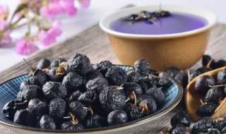 男人喝黑枸杞有什么好处 男人喝黑枸杞有哪些好处