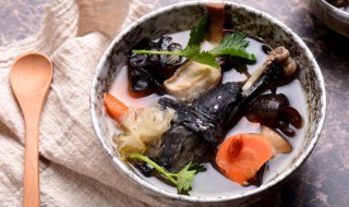 月子吃乌鸡有什么好处 月子吃乌鸡的好处介绍