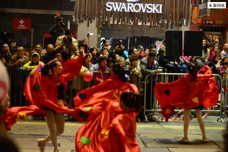 踩踏事故为什么会发生这是什么原理 上海踩踏事件死多少人