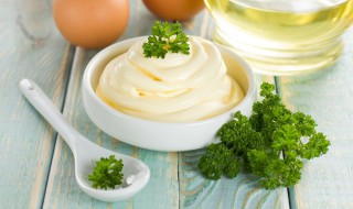 吃沙拉酱的好处和坏处 吃沙拉酱的好处和坏处介绍