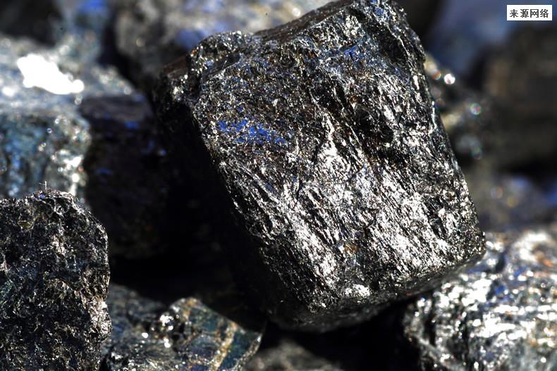 女人佩戴碧玺的好处 对女性来说作用很大