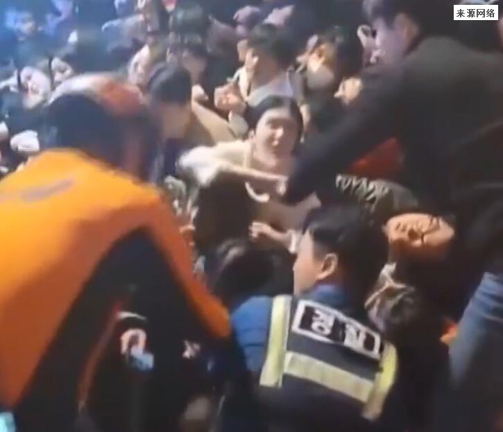 利泰院最恐怖的细节 看韩国利泰院踩踏事件最惨的一个人