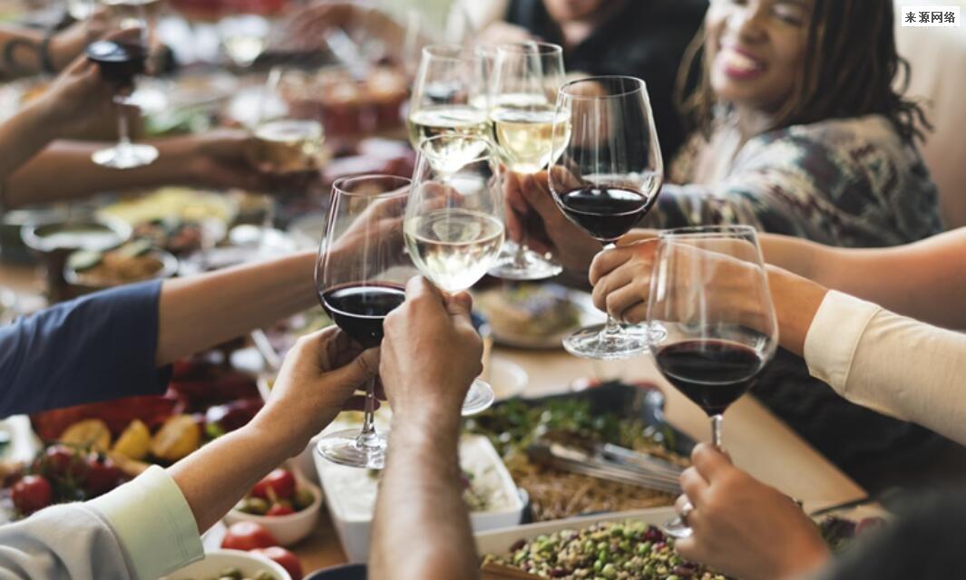 伤肝最狠的3种晚餐越吃肝越肥！别让一顿饭毁了全家人健康