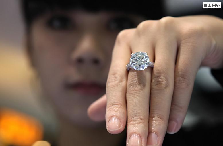 买钻戒买什么品牌最好 来看国内最受欢迎的钻戒品牌