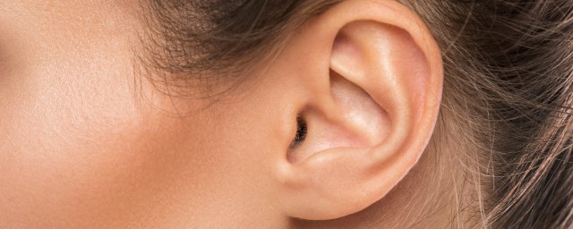老人年纪大了听力会下降这主要是因为 老人年纪大了听力会下降的原因是什么