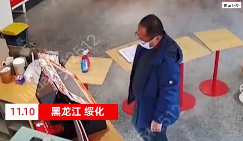 奶茶店因服务员先说欢迎光临被封 第一句应说什么？