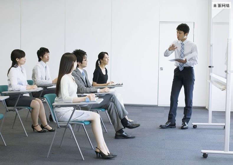 老牌英语机构美联英语多地停课 创始人赵继爽去哪了？