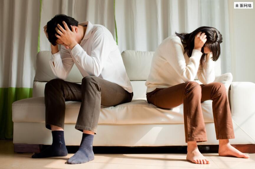 山东职业服装学院为爱冲锋事件 当事人是谁疑是校方回应被爆