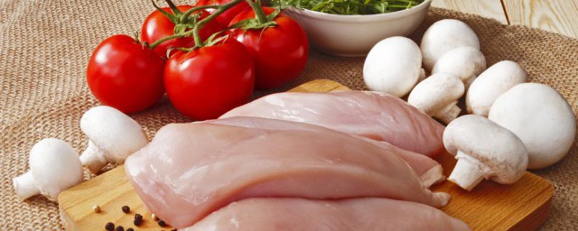 鸡肉能和西红柿一起吃吗 鸡肉和西红柿可以一起食用吗