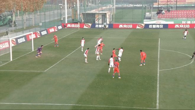 足协杯-陈蒲传射 齐鲁德比泰山2-0海牛晋级16强