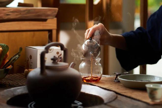 这届年轻人爱上“围炉煮茶”