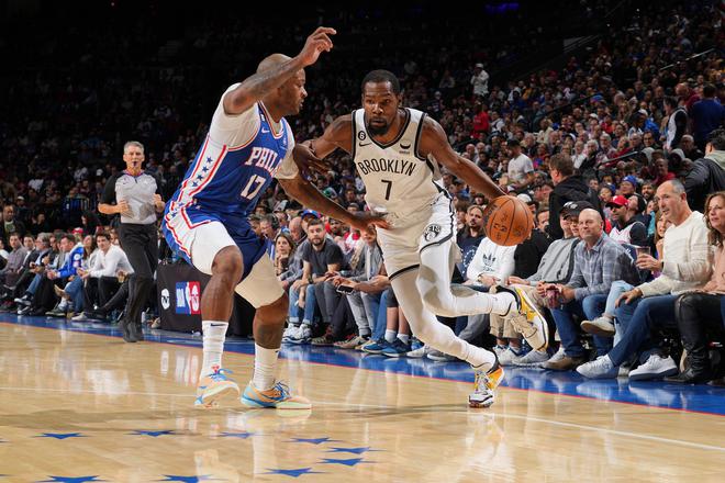 大帝伤停76人击退篮网 KD20+5欧文23分本西两双