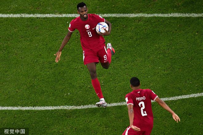 卡塔尔虽然创造历史 但他们一只脚已经迈出世界杯