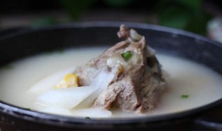 炖大骨汤的简单方法 炖大骨汤的简单方法推荐