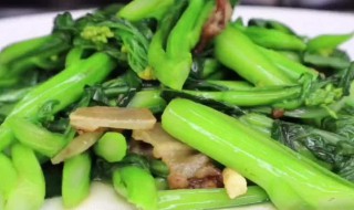 芥兰菜心怎么炒好吃 芥兰菜心的家常炒法