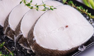 家庭炖鳕鱼的简单方法 制作炖鳕鱼的方法