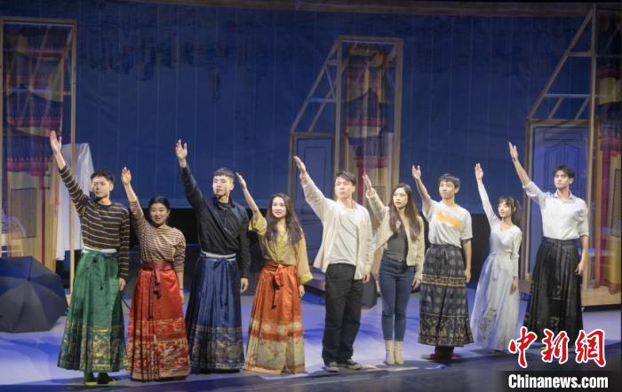 《春天花会开》登陆上海国际喜剧节 在笑声中给予人们前行的力量