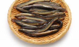 小鱼怎么煮好吃 小鱼如何做最佳