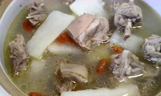 家常炖鸭汤的简单方法 家常炖鸭汤做法推荐