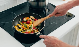 嫩姜杆怎么吃 素炒姜杆的做法