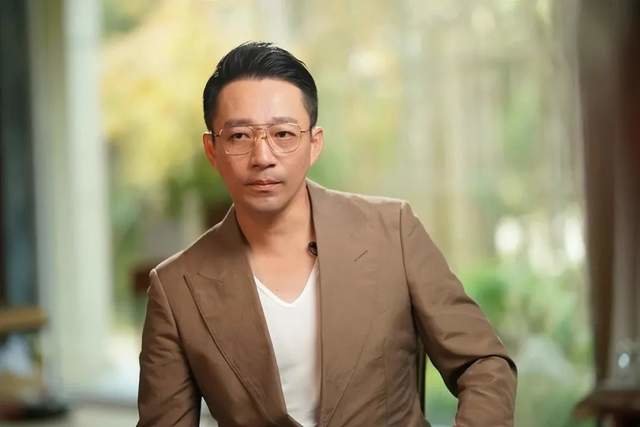 张颖颖背后搞鬼?张兰报警后指责她趁火打劫,要让犯法者付出代价