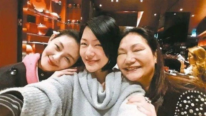 S家族的黑白秘史