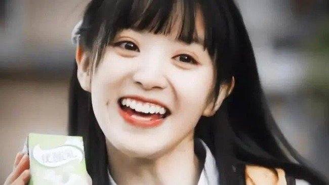 看脸1米5，看腿1米7，这8位“脸矮身高”的女星太意外