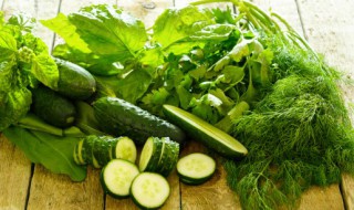 青菜怎么吃好吃 万能百搭拌小青菜家常好吃做法