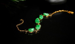 翡翠貔貅手链寓意是什么 翡翠貔貅手链的寓意介绍