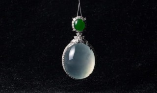 生女孩戴什么吊坠寓意好 女孩子什么样款式的吊坠寓意比较好