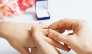 戒指戴哪个拇指的寓意好 戒指戴哪个拇指有好寓意呢