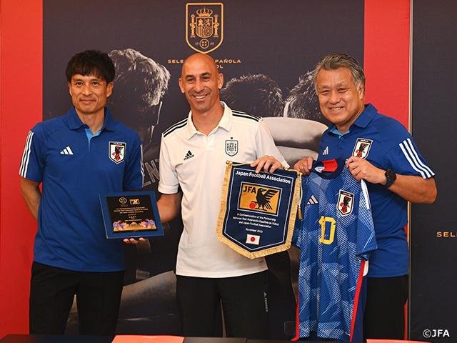 日本足协与西班牙足协续约 双方进一步相互合作