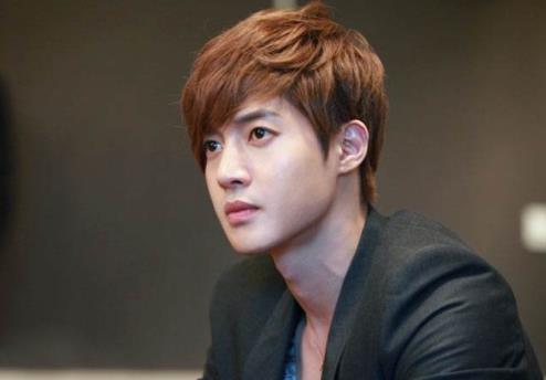 金贤重回应拒绝支付大儿子抚养费 表示自己没有探视权