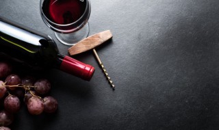 喝红酒可以吃芒果吗 喝红酒能不能吃芒果呢