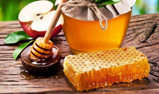 吃龙虾可以喝蜂蜜水吗 龙虾可以和蜂蜜水一起食用吗