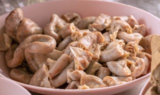 爆炒猪粉肠的做法大全 爆炒猪粉肠的烹饪方法