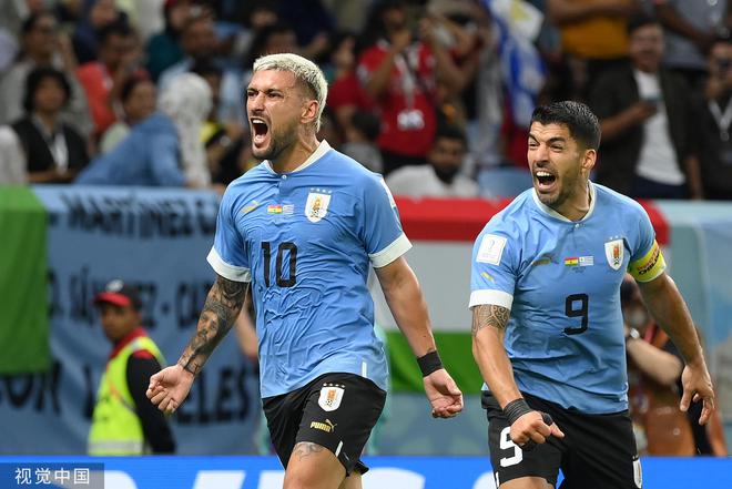 世界杯-只差一个进球！乌拉圭2-0加纳双双出局