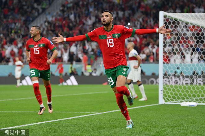 进球了!恩内斯里头球打破僵局 摩洛哥1-0葡萄牙