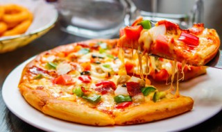 微波炉做披萨的方法 微波炉做披萨的方法步骤