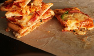 电压力锅做披萨的方法 电压力锅做披萨的流程