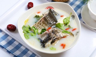 做鲫鱼汤的方法 如何做鲫鱼汤