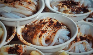 在家做凉粉的方法 家常美味的凉粉做法介绍