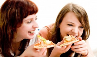 家做披萨的方法 家庭披萨的做法