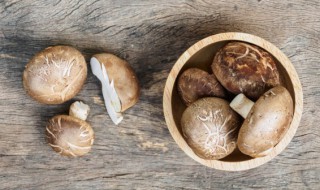 新鲜香菇要煮多久才熟 新鲜香菇要煮多长时间才熟呢