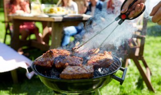 路边烧烤用什么烤料好吃 街边的烧烤摊是用什么调料