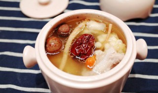 炖盅放在蒸锅里烧多久会熟 小炖盅蒸多久才能熟