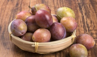 新鲜西梅煮水喝好吗怎么做 西梅怎么吃