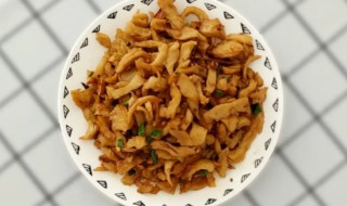 洋葱干面筋怎么炒好吃 洋葱干面筋如何炒好吃