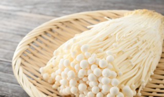 金珍菇怎么青炒好吃 金珍菇的烹饪方法