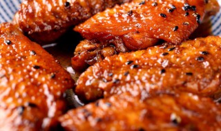 怎么炒油炸鸡翅才好吃 炸炒鸡翅的家常做法